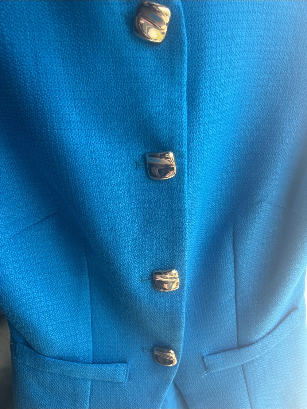 Commence Vest - Picture 2 of 7